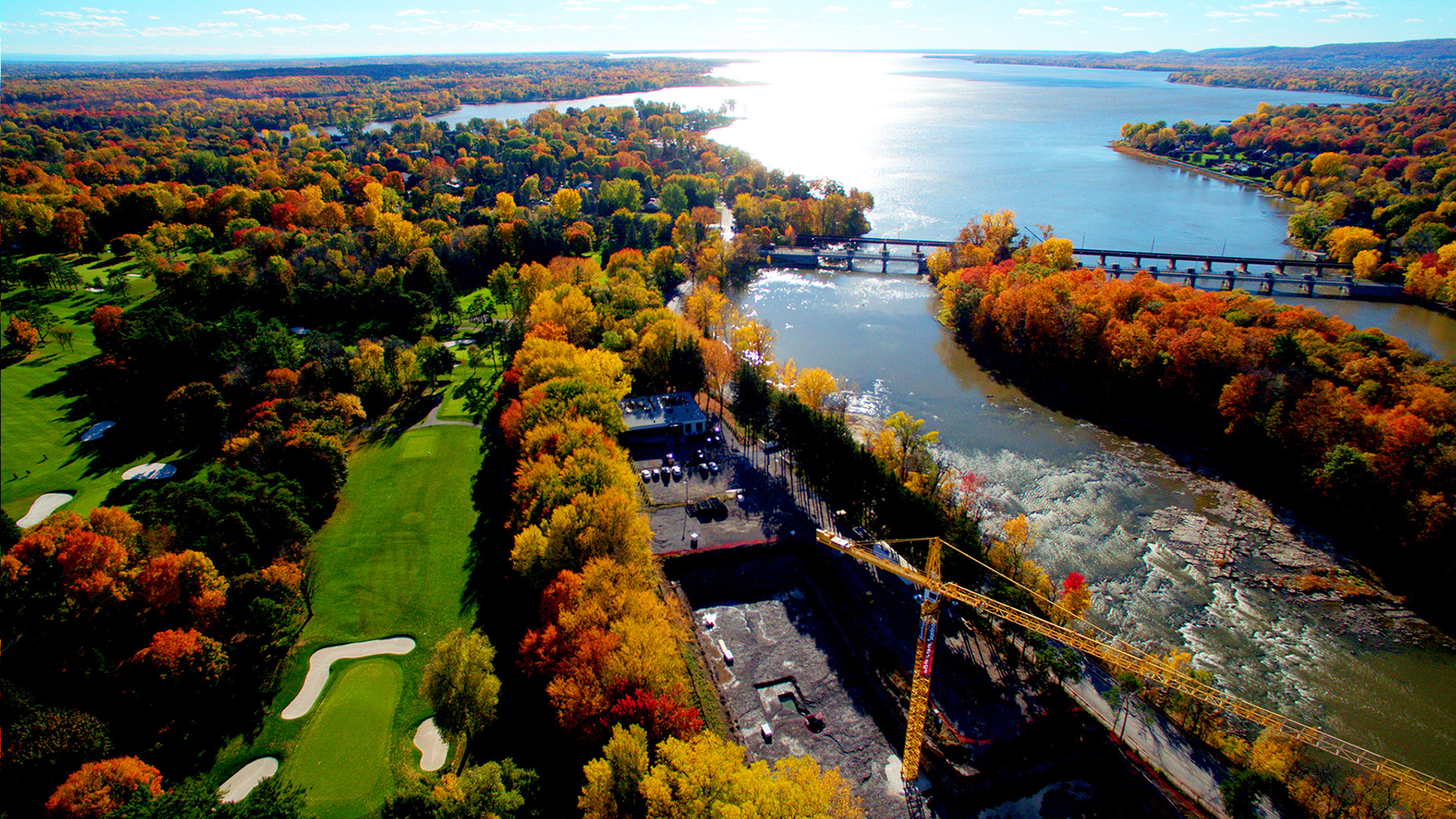 Gallery Luxury Condos in Laval Quorum LavalsurleLac