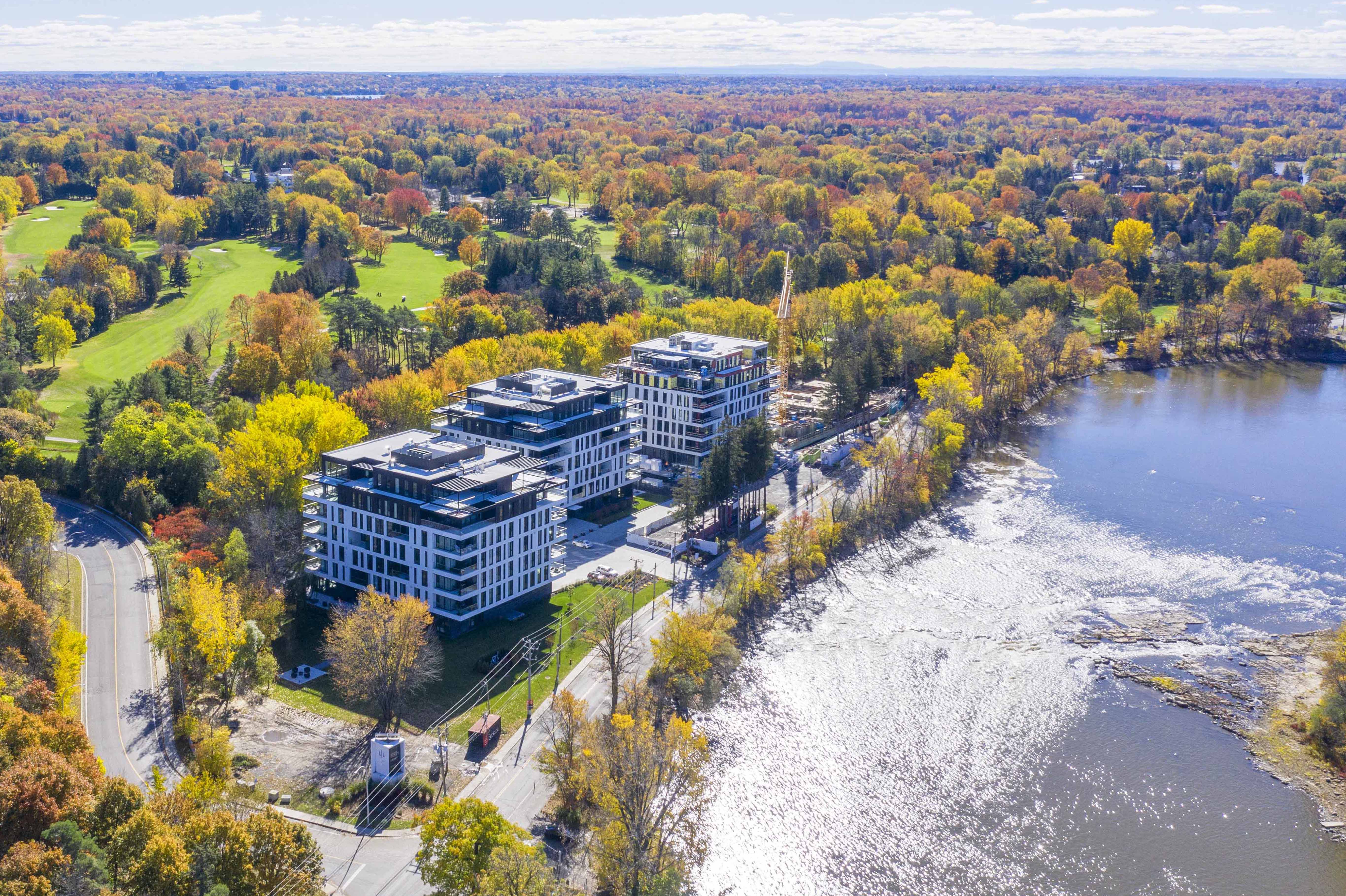 Project Luxury Condos in Laval Quorum LavalsurleLac